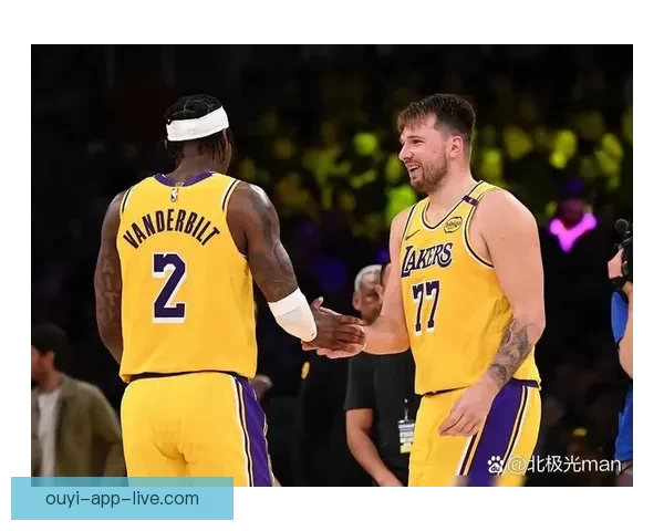 湖人战胜篮网引争议裁判判罚雷迪克称篮网几乎每回合都犯规